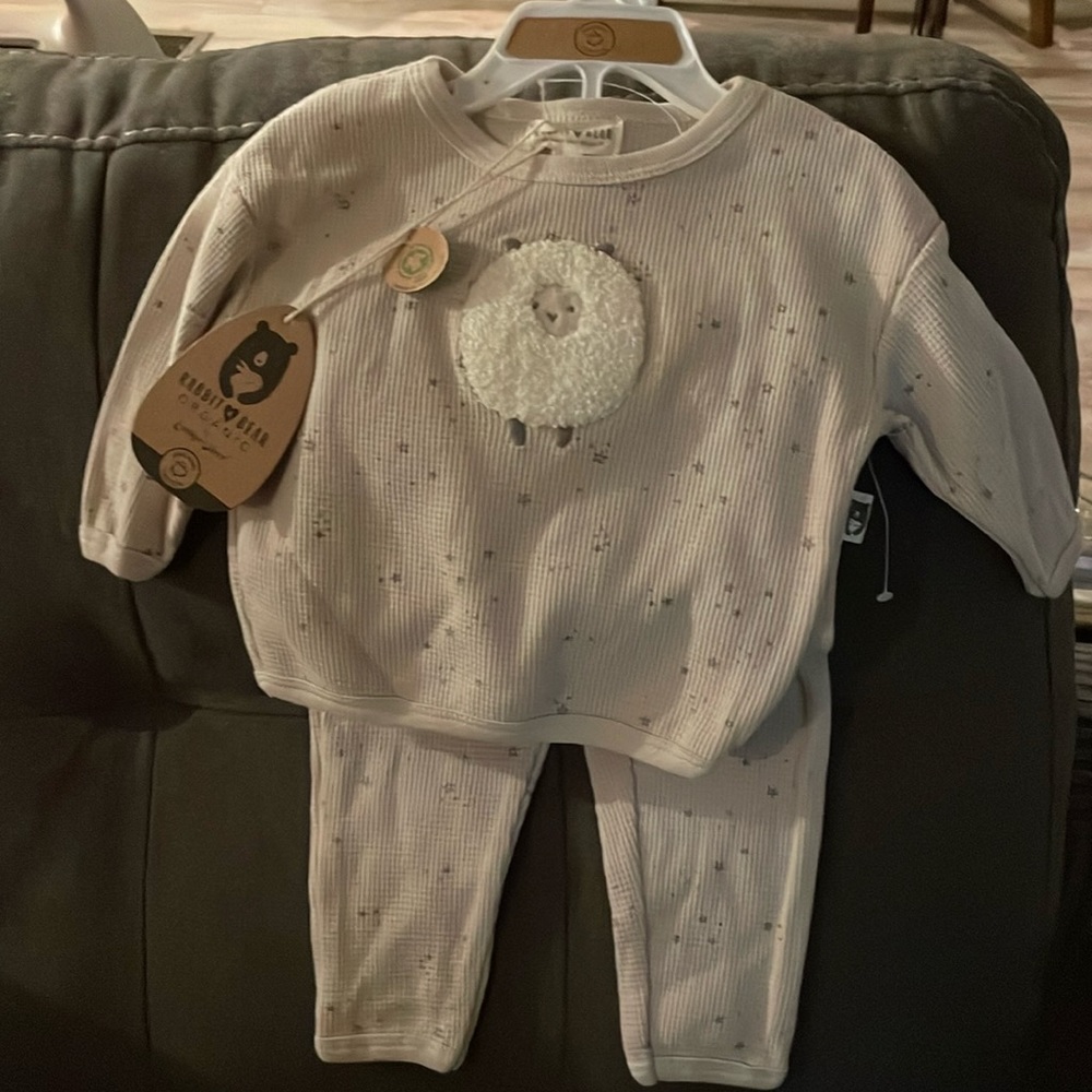 Brand new two piece set!